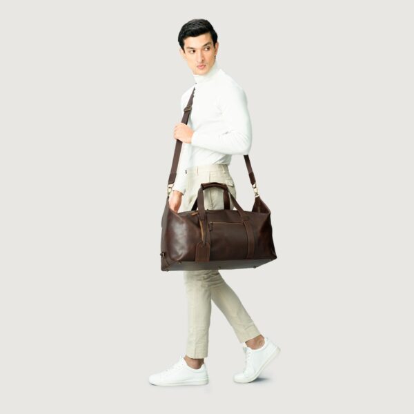 The Dale Vintage Brown Leather Duffle Bag - Image 2